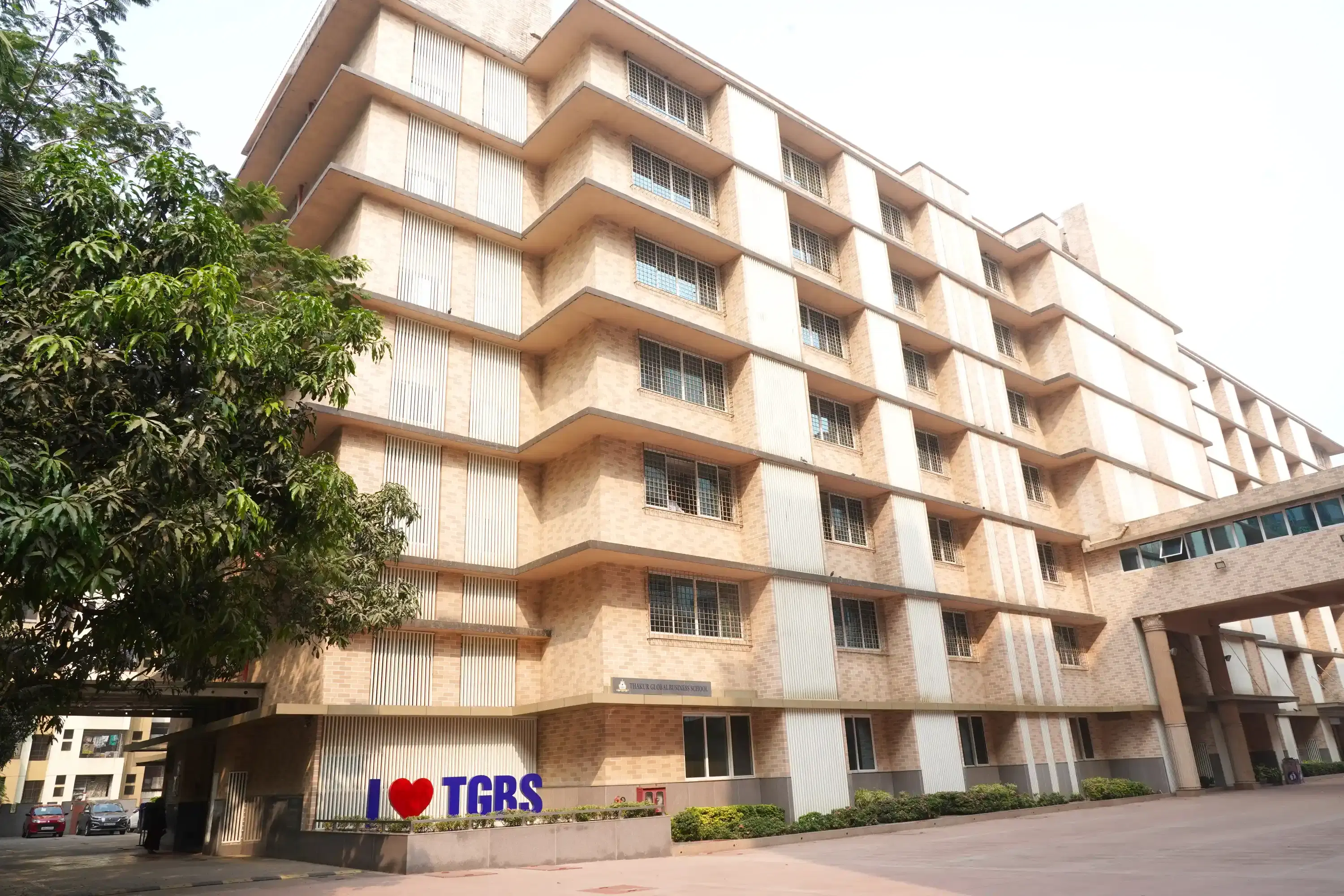 Thakur Global Business School Mumbai Building photo 3